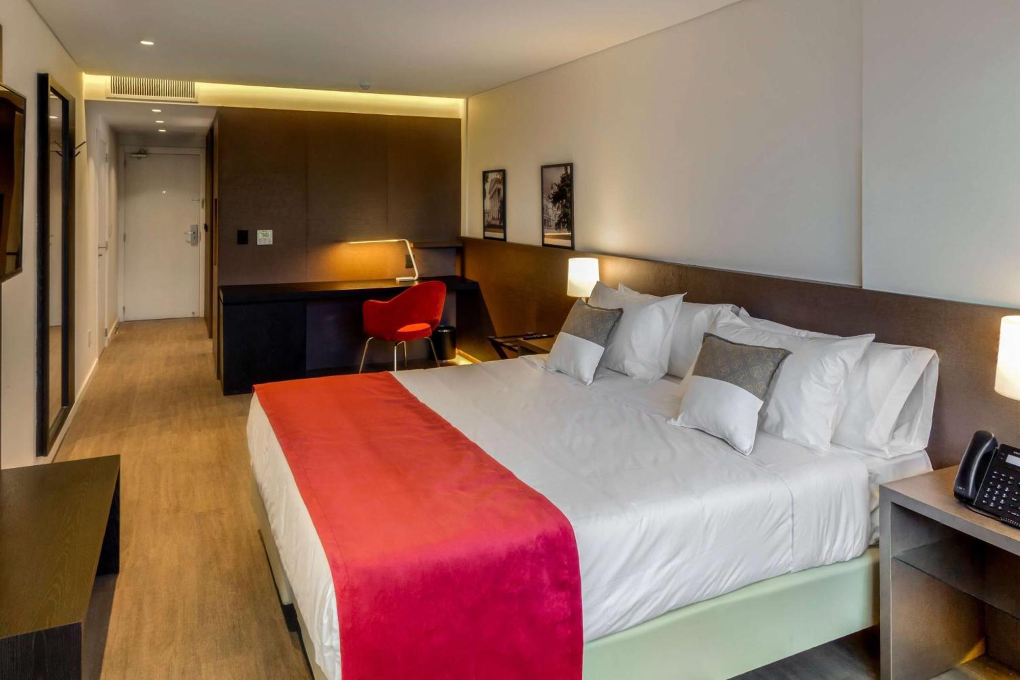 Hotel Dazzler By Wyndham La Plata Exterior foto