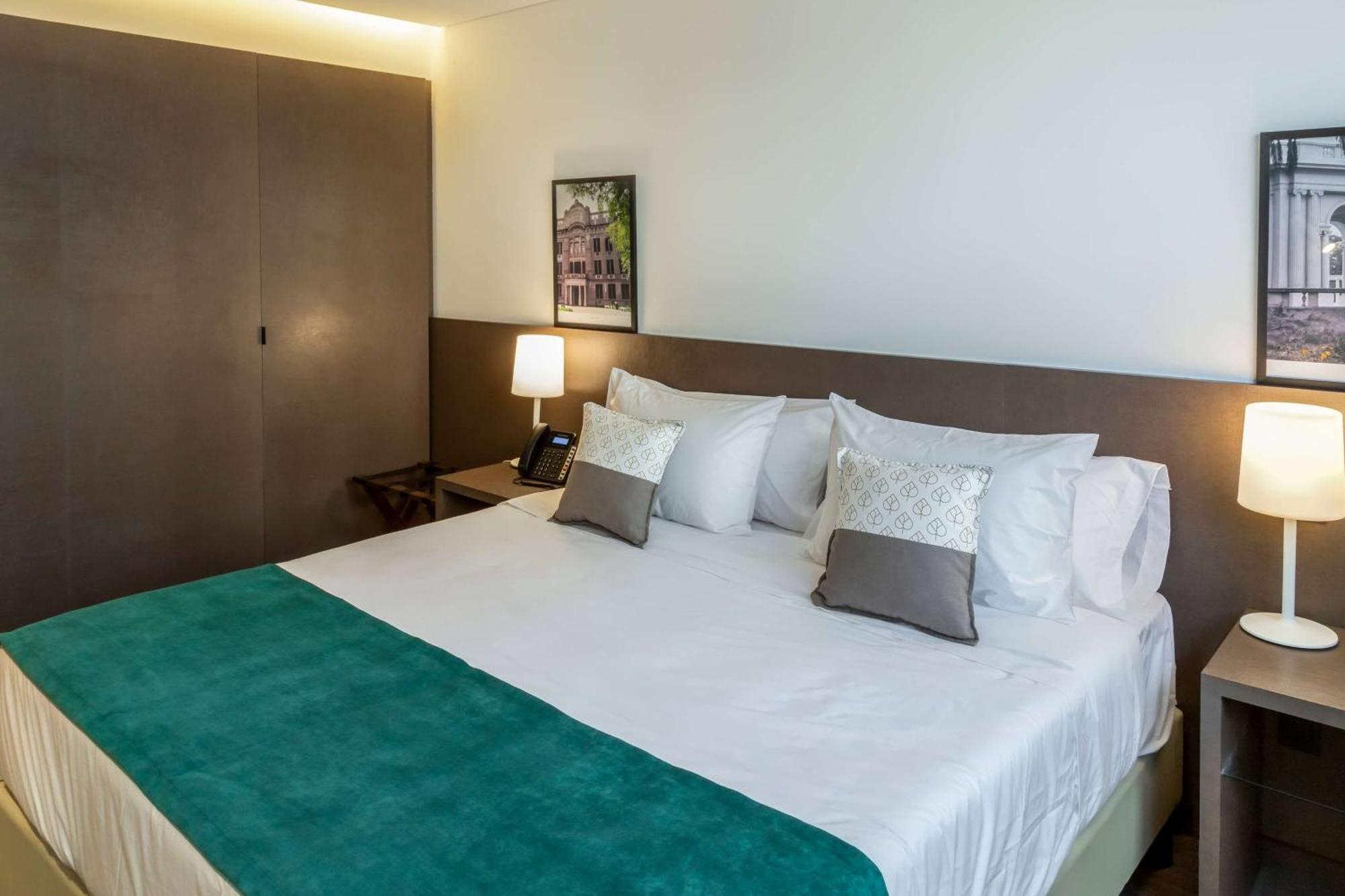 Hotel Dazzler By Wyndham La Plata Exterior foto